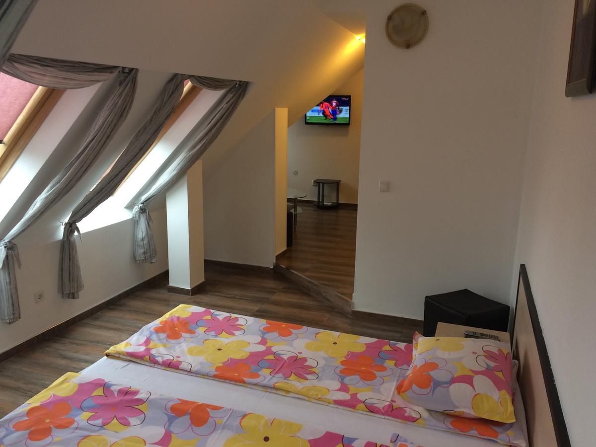 Hotel - Restaurant Chairite Σόφια Εξωτερικό φωτογραφία