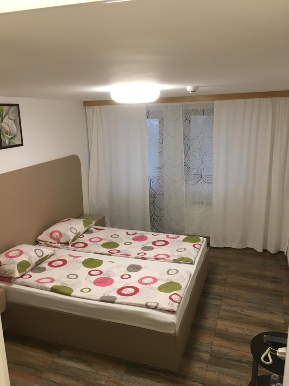 Hotel - Restaurant Chairite Σόφια Εξωτερικό φωτογραφία